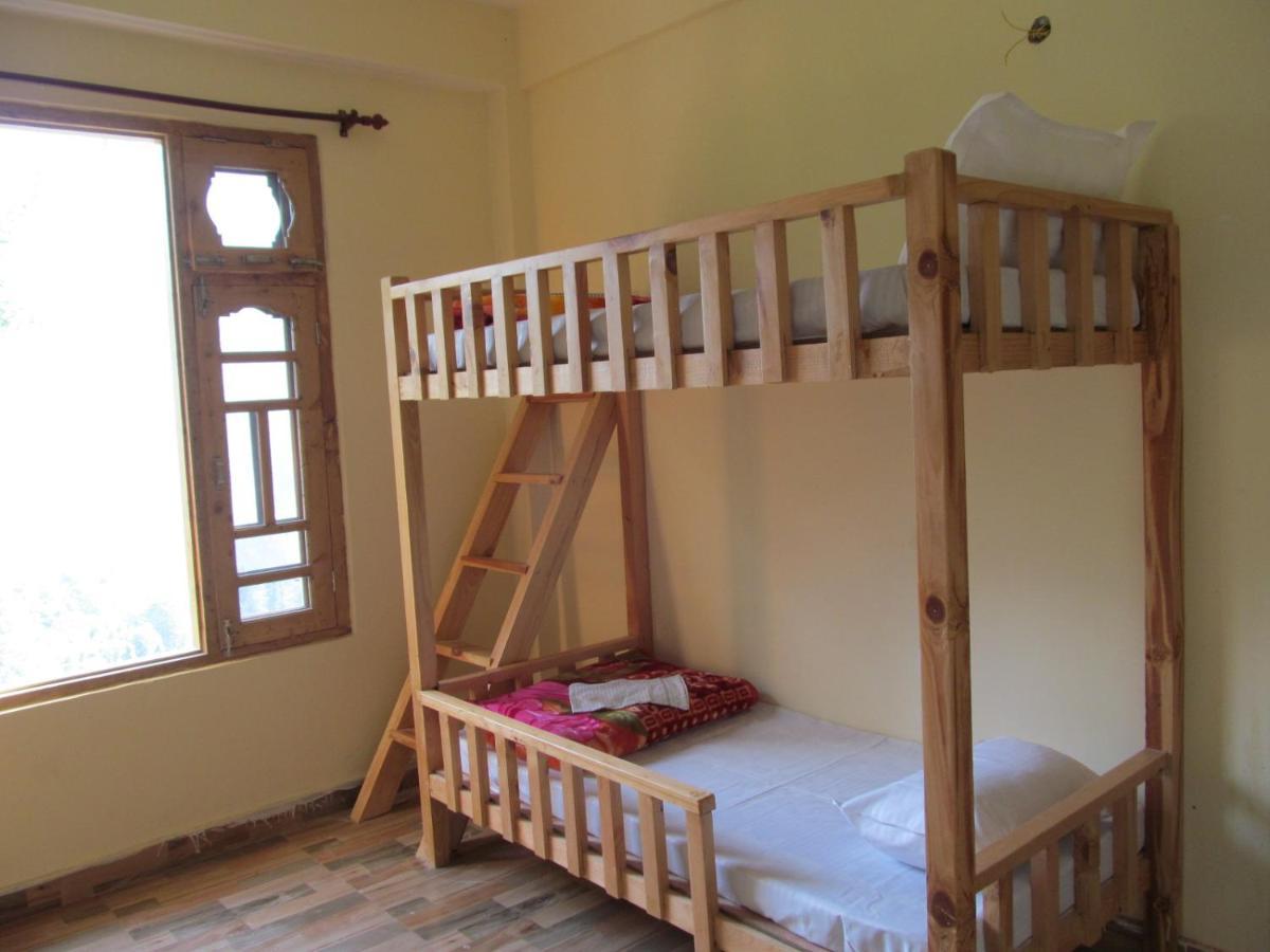Mozo Inn&Cafe Jibhi Banjār Extérieur photo