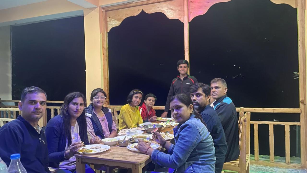 Mozo Inn&Cafe Jibhi Banjār Extérieur photo