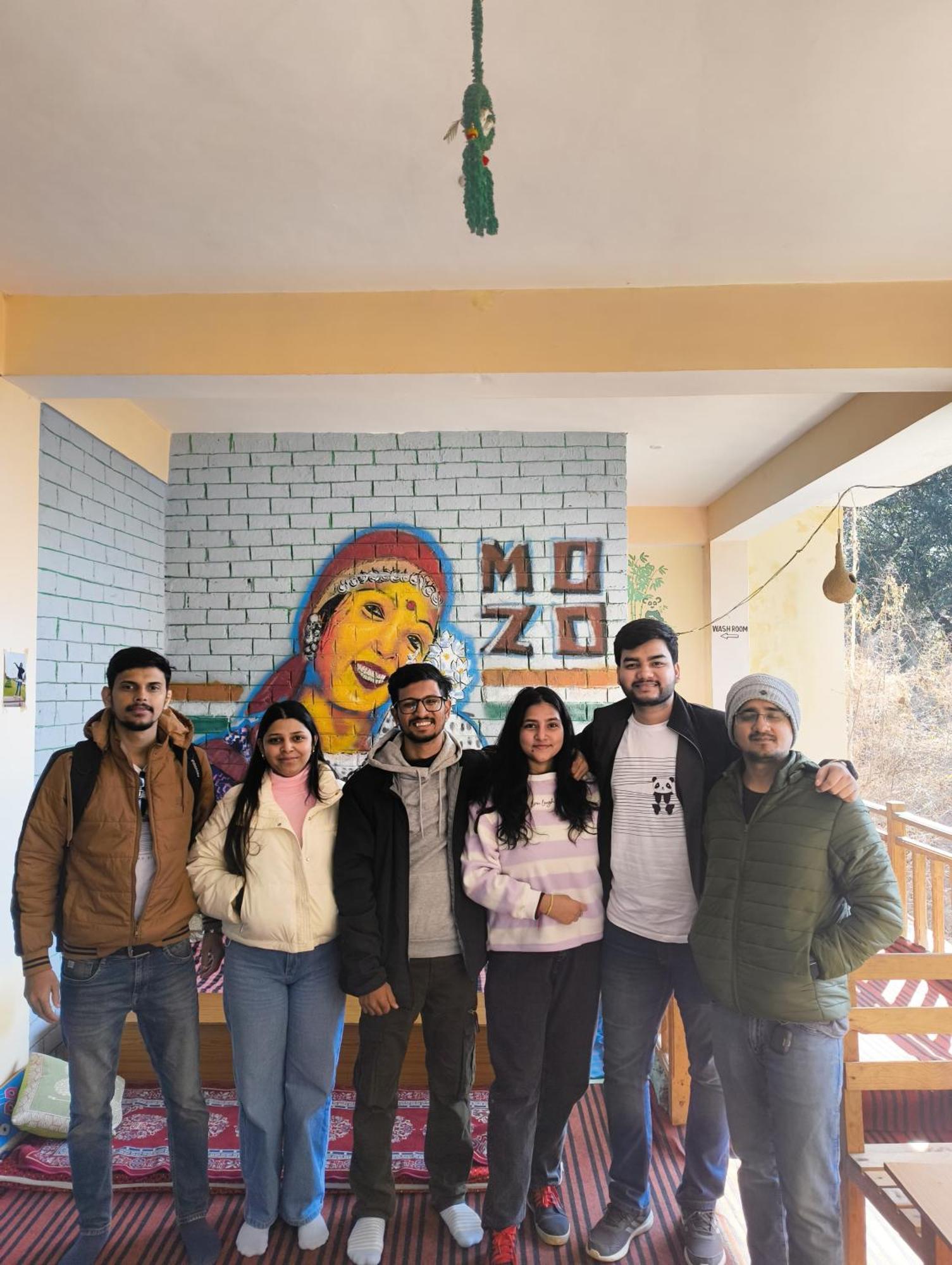 Mozo Inn&Cafe Jibhi Banjār Extérieur photo